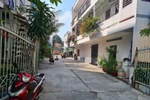 Sớm chấm dứt việc 33 hộ dân sử dụng lối đi chung với trường học
