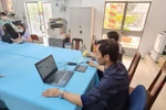 Học sinh ở Sài Gòn học trực tuyến từ ngày mai để phòng chống dịch Covid-19
