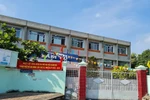 Phụ huynh tiểu học Tầm Vu bức xúc vì đóng tiền cài app không cần thiết