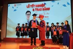 115 bác sĩ Răng Hàm Mặt đầu tiên của HIU đã tốt nghiệp