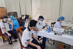 Thành phố Hồ Chí Minh bắt đầu tiêm vắc xin mũi 2 cho trẻ từ 12 đến 17 tuổi