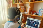 Học sinh Thành phố Hồ Chí Minh học online ở trường công lập chỉ đóng 50% học phí