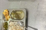 Phụ huynh phàn nàn về chất lượng suất ăn: Hiệu trưởng TH Phan Văn Khải nói gì?