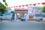 Thêm một thầy giáo ở tỉnh Đồng Tháp để lộ hình ảnh nhạy cảm khi dạy online