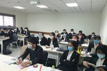 Sinh viên các trường đại học ở Sài Gòn quay trở lại trường học