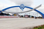 Chính thức thu phí trên quốc lộ 18 tại Quảng Ninh
