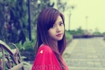 Chùm ảnh: Hoa hậu Ngọc Hân, Hotgirl Midu rạng rỡ "áo đỏ sao vàng"