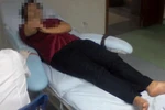 Xót lòng người mẹ bán máu nuôi con ăn học