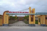 Phụ huynh THPT Xuân Trường B than tiếng Anh người nước ngoài dạy chất lượng kém