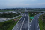 Cận cảnh 2 cao tốc rút ngắn thời gian đi từ Hà Nội đến Nghệ An chỉ còn 3,5 giờ