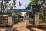 Đắk Lắk: Giáo viên TH Ea Hồ 'mòn mỏi' chờ nhận tiền thưởng Lao động tiên tiến