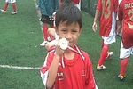 Xuất hiện Messi ver 2.0 7 tuổi người Indonesia