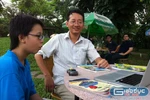 Kỳ lạ cậu bé 10 tuổi ở Hà Nội không đến trường