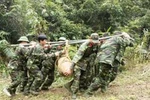 Lữ đoàn Công binh 414 Phát hiện, xử lý quả bom loại 1000 bảng