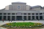 Thăm trường đại học mang tên thủ đô Trung Quốc