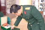 Thiết bị đo thời gian giữ chậm ngòi nổ lựu đạn 