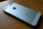 Màn hình của iPhone 5 dính lỗi nghiêm trọng 