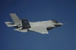 Canada dừng cấp kinh phí cho chương trình F-35 