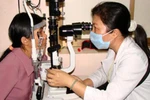 Một số bệnh về mắt ở người cao tuổi 