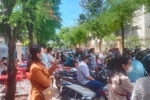 Thi vào 10: Học sinh căng thẳng, cha mẹ, thầy cô hồi hộp không kém