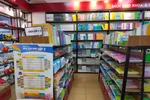 Dịch giã thế này, các nhà xuất bản nên giảm giá sách giáo khoa