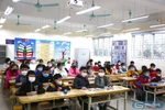Một lớp giáo viên vừa phải dạy trực tiếp lẫn trực tuyến là bất khả thi
