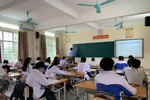 Giá sách giáo khoa, học phí đều tăng, phụ huynh khó khăn liệu có kham nổi?