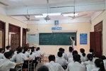 Không có giáo viên Âm nhạc, Mĩ thuật, dạy Nội dung giáo dục địa phương kiểu gì?