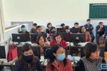 Giáo viên "tẩu hỏa nhập ma" với việc tập huấn các ứng dụng dạy học trực tuyến