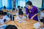 Giáo viên chủ nhiệm là “con nợ” của nhà trường vừa là “chủ nợ” của học trò