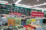 Còn bao nhiêu người tặng sách cho con?