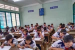 Bộ giảm tải mạnh kiến thức, nhưng quên giảm số lượng bài kiểm tra thường xuyên 
