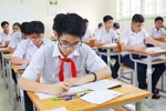 Toán, Văn, Ngoại ngữ vị thế ngang nhau, nên bỏ nhân hệ số để rõ chất lượng thật