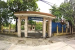 Cô giáo trường An Đồng bắt trẻ uống nước vắt từ giẻ lau bảng