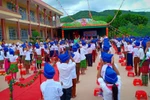 Hạnh phúc đầu năm học mới ở Vàng Đán