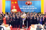 Người nhà làm quan, họ hàng làm loạn?