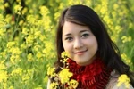 Nữ sinh trên đồng hoa cải ngỡ ngàng vì được nghìn điểm