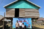Hành trình đem hy vọng, tri thức cho học trò vùng đất đỏ của thầy giáo Lịch sử