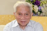 Giáo sư Hoàng Tụy: Biên soạn sách giáo khoa, không cần tiền
