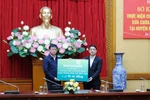 Vietcombank trao 10 tỷ hỗ trợ kinh phí xây dựng, sửa chữa nhà ở cho 200 hộ nghèo