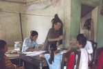 Ông giáo Đồng miệt mài với trẻ biên cương