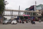 Hà Nội xây cầu vượt, phá cầu đi bộ