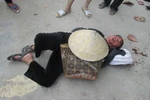 Con trai bí thư xã đánh dã man cụ già có gia cảnh khó khăn 