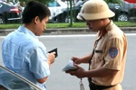 Phạt xe không chính chủ, xe không nộp phí đường bộ