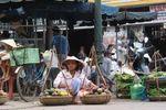 Một ngày Sài Gòn kiếm tiền bằng 1 năm ở quê