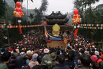 Toàn cảnh hàng chục nghìn người ùn ùn trẩy hội chùa Hương