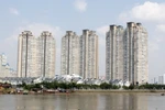 Chung cư cao cấp: Bỏ tiền tỷ mua khổ vào người 
