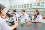 Mức học phí ngành Công nghệ sinh học ở một số trường đại học 