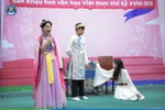 Điểm chuẩn ngành Văn học năm 2024 có trường lên tới hơn 28 điểm