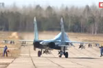 Video: Tiêm kích Su-27 của Nga xuất hiện ở căn cứ Babruysk, Belarus